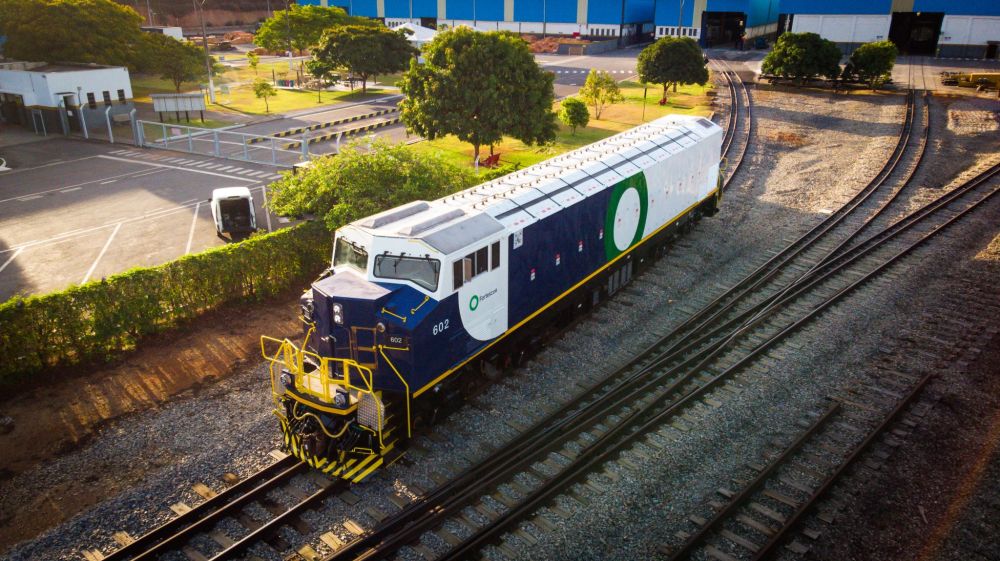 Progress Rail отгрузила в Австралию два аккумуляторных магистральных электровоза