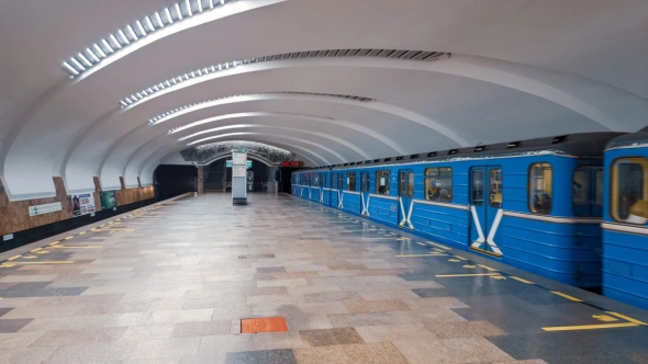 Екатеринбург потратит 3 млрд рублей на стартовые работы по продлению метро