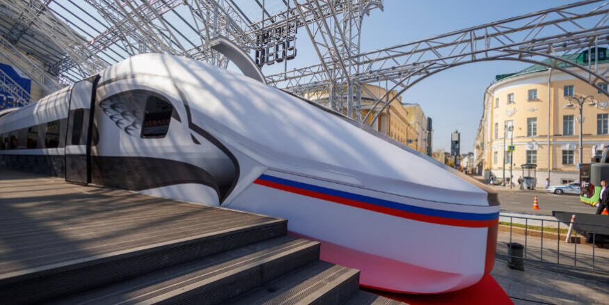 ГТЛК внесла третий аванс на строительство поездов ВСМ 
