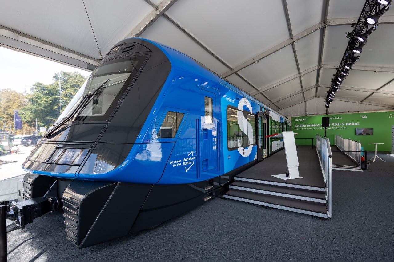 Siemens представила макет 200-метрового поезда для S-Bahn Мюнхена