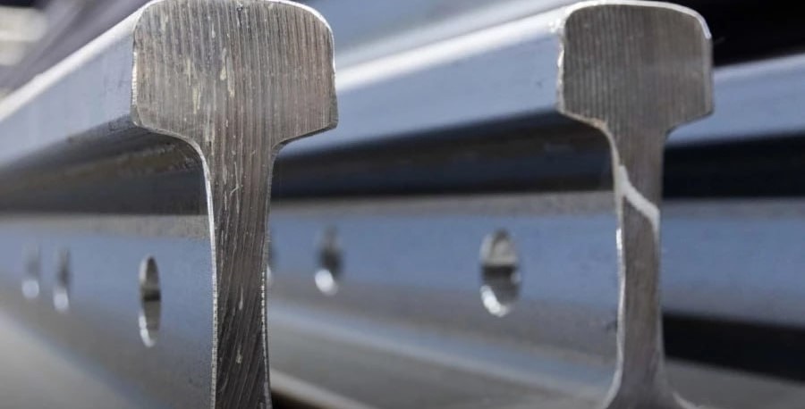 ЕВРАЗ ЗСМК получил сертификат соответствия на новые рельсы Р71 